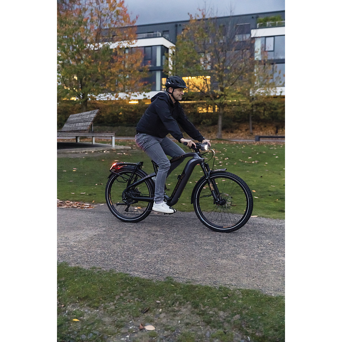 Cască de bicicletă URBAN-I 3.0 – ABUS (Imagine produs 3)-2