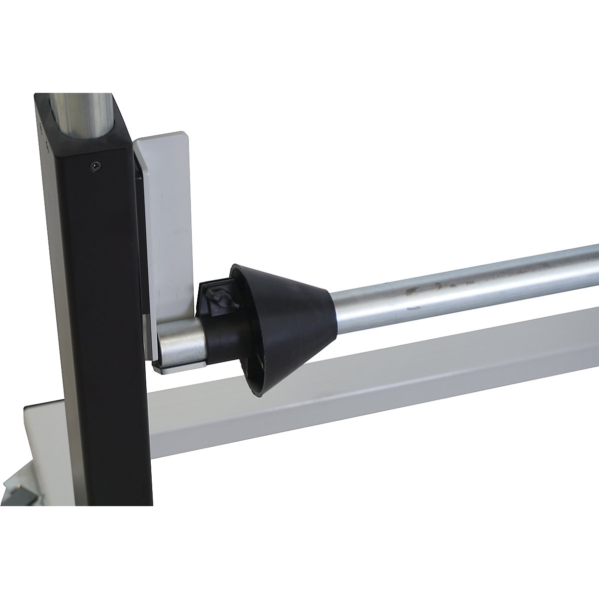 Anyaglecsévélő tengely – eurokraft pro (Termék képe 2)-1