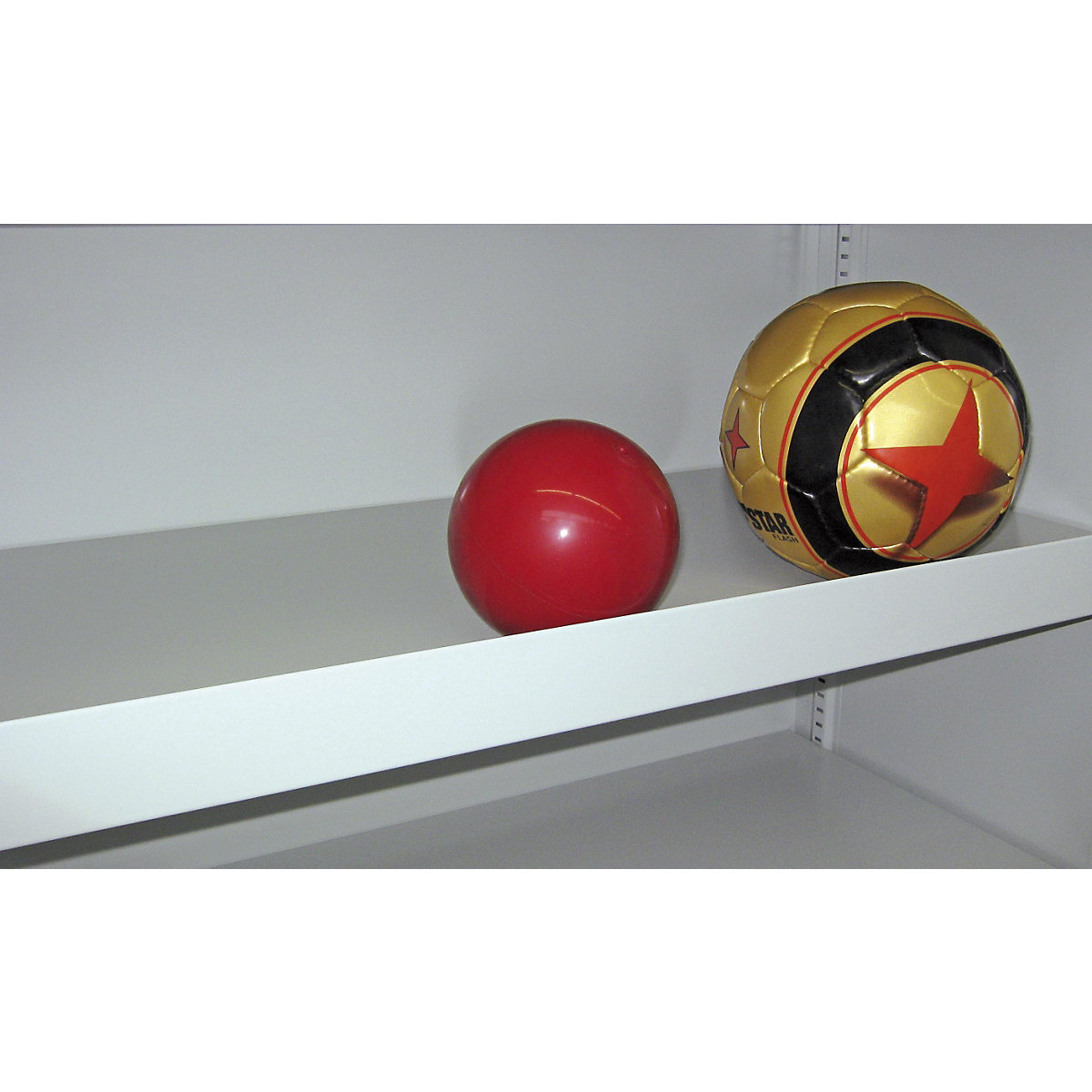 Ormar za lopte s krilnim vratima, visina 1950 mm – Pavoy (Prikaz proizvoda 2)-1