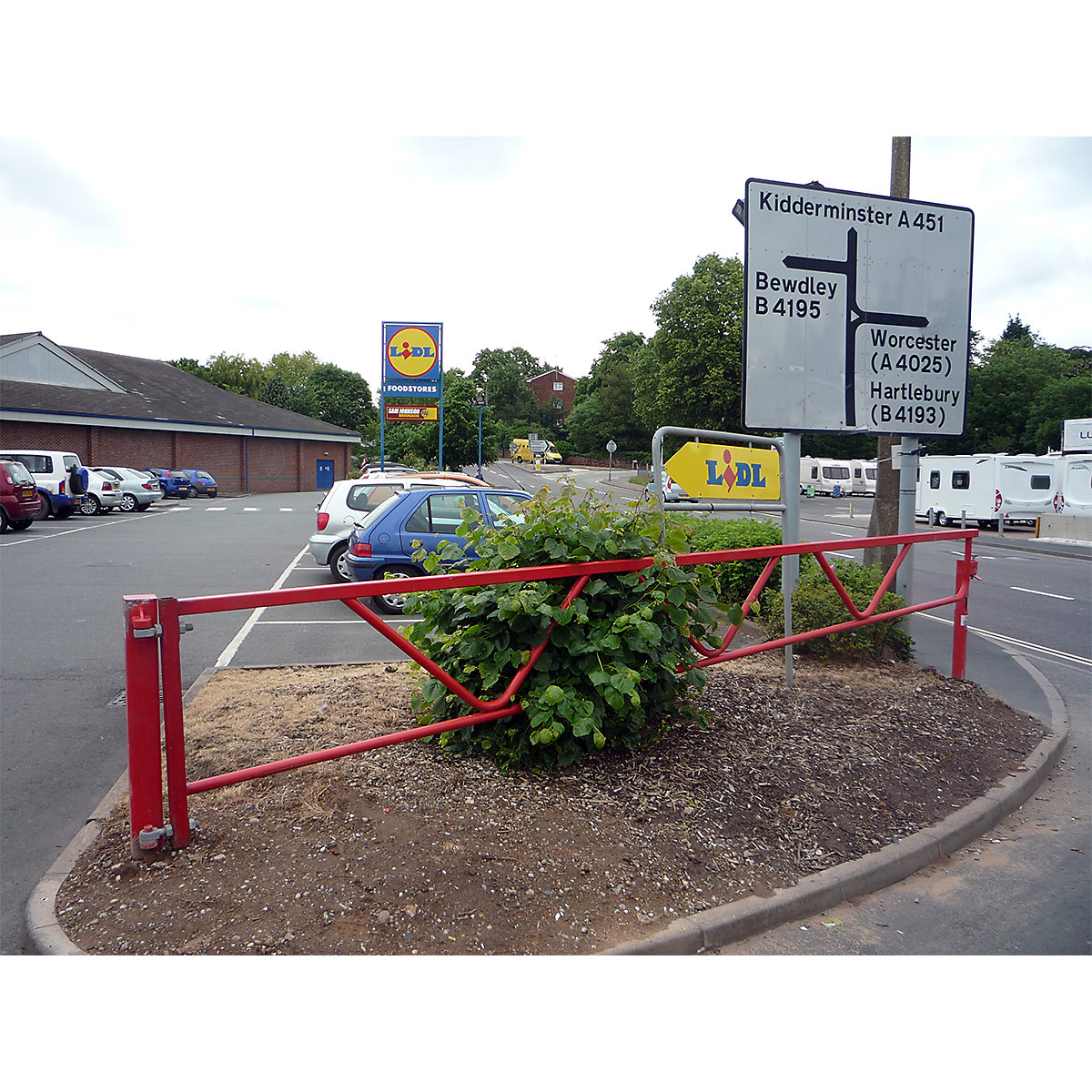 Autopa Swing Gate Additional Catch Post | Galvanised & Red