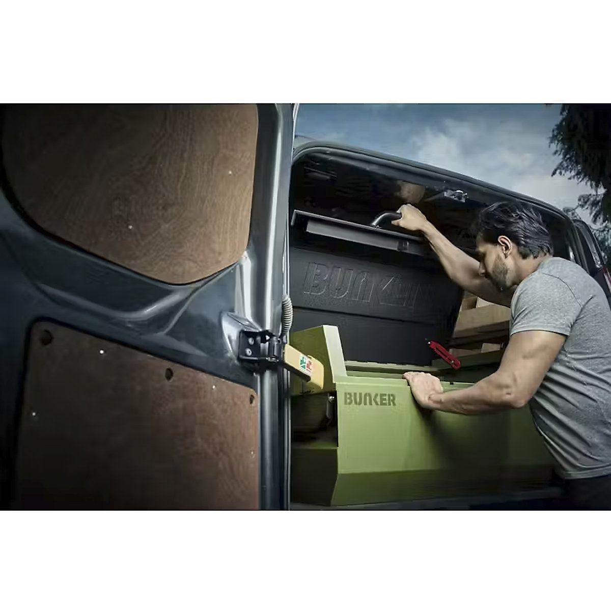 BUNKER T1 Tool Storage Stacking Boxes (Product illustration 13)-12