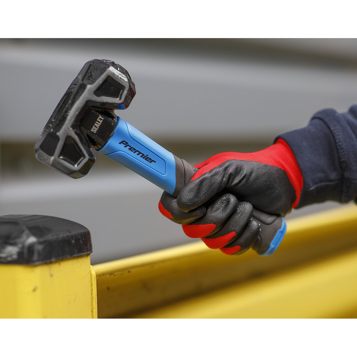 Worksafe® Nitrile Foam Gloves (Product illustration 2)-1