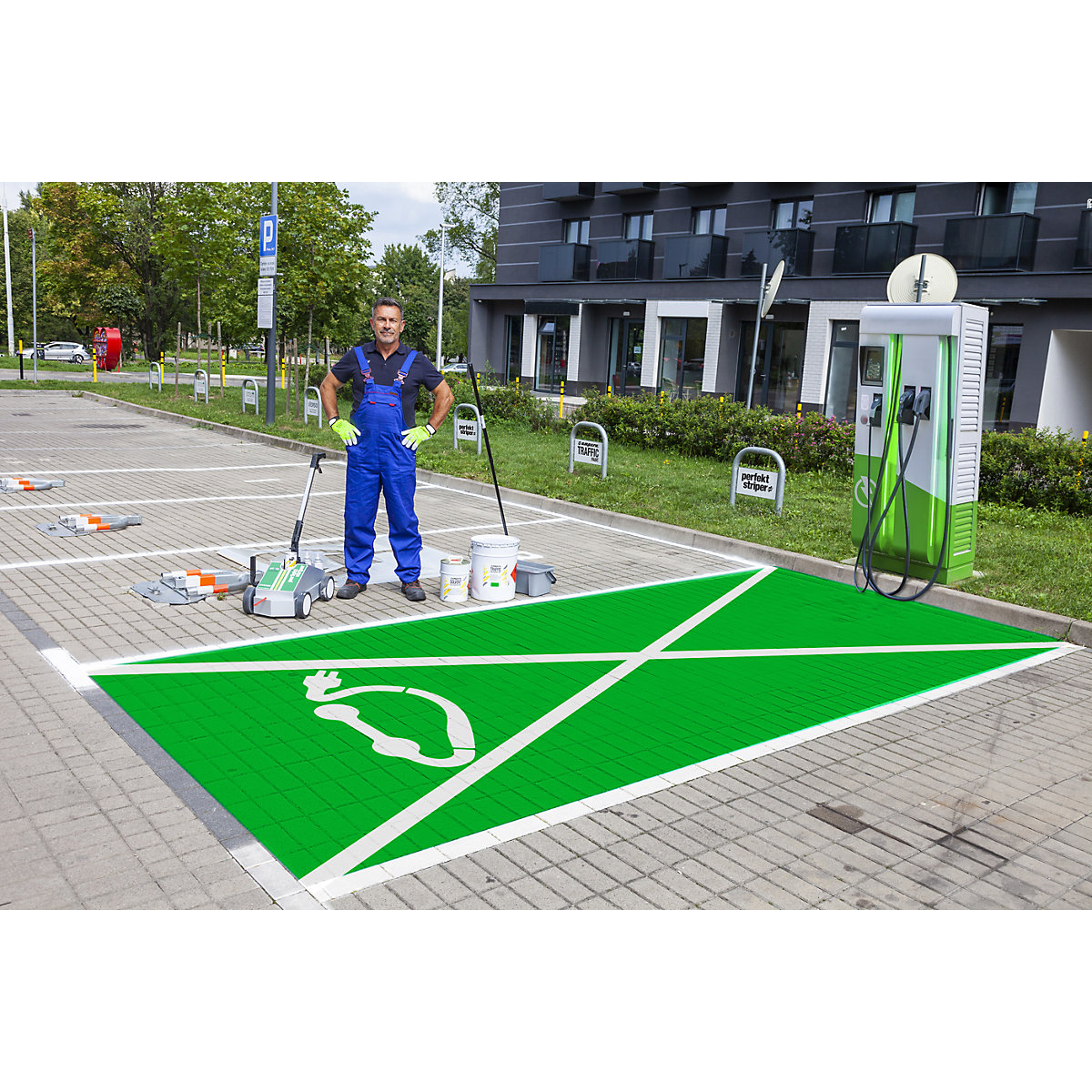 Straßenmarkierungsfarbe Ampere (Produktabbildung 2)-1
