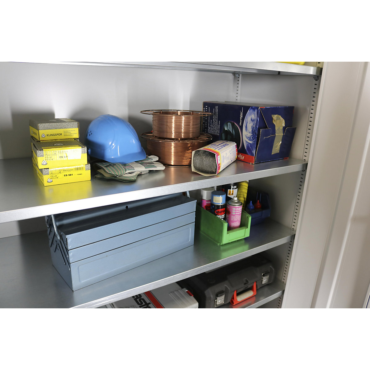 Additional shelf – Pavoy