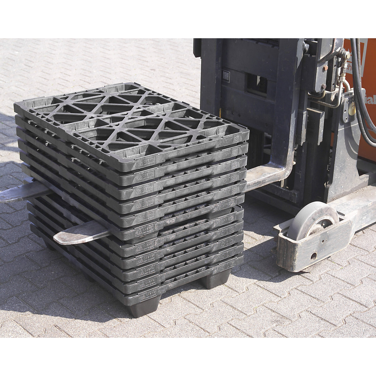 Palet pentru expunere din plastic – ratioform (Imagine produs 6)-5