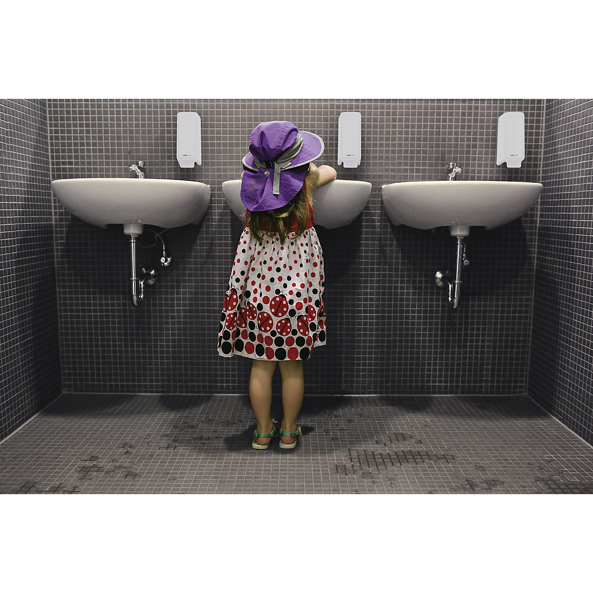 Dispenser di sapone in schiuma PureLine Foam – CWS (Foto prodotto 7)-6