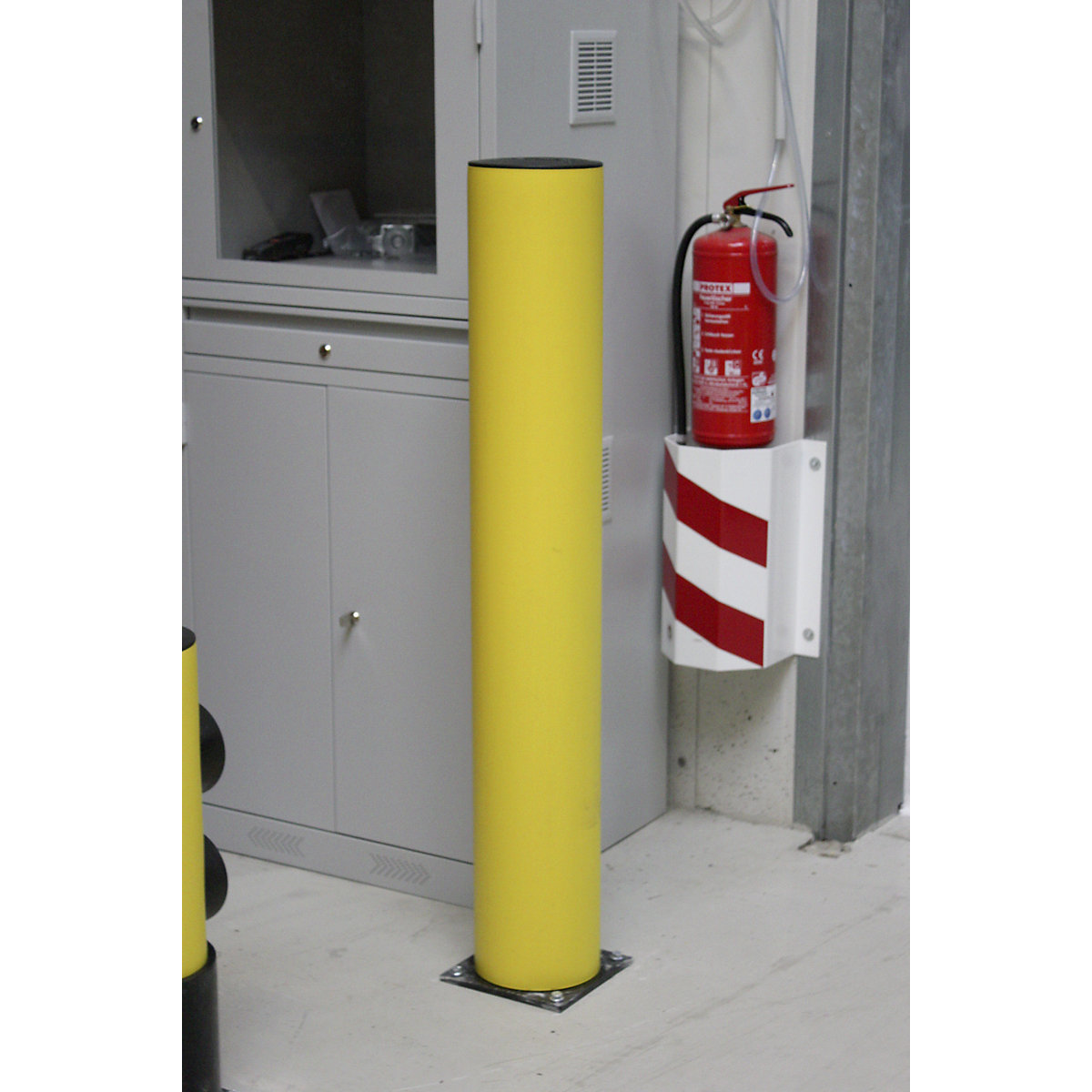 Stâlpișor de protecție la impact Bravo – d-flexx (Imagine produs 2)-1