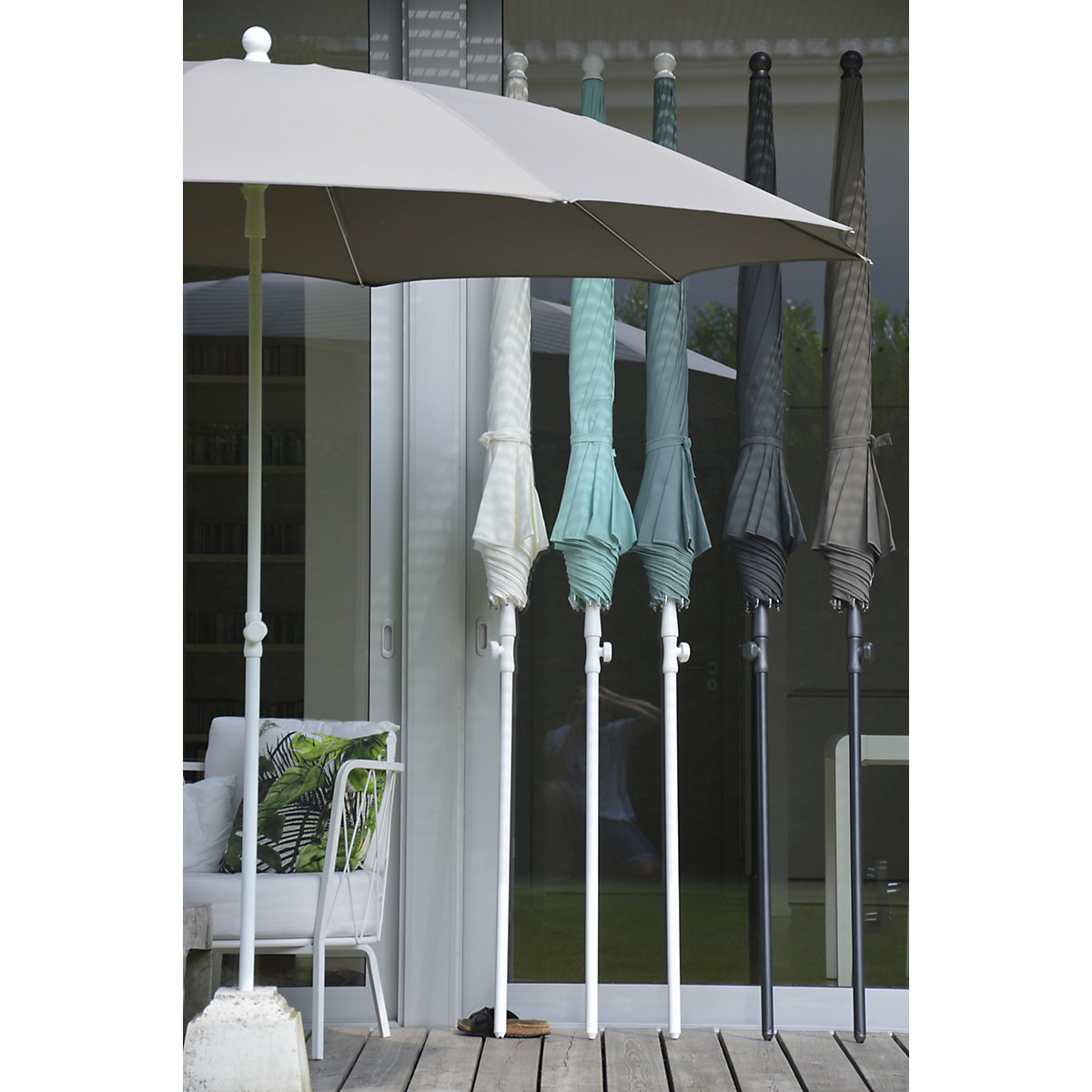 Umbrelă de soare, design rotund (Imagine produs 4)-3