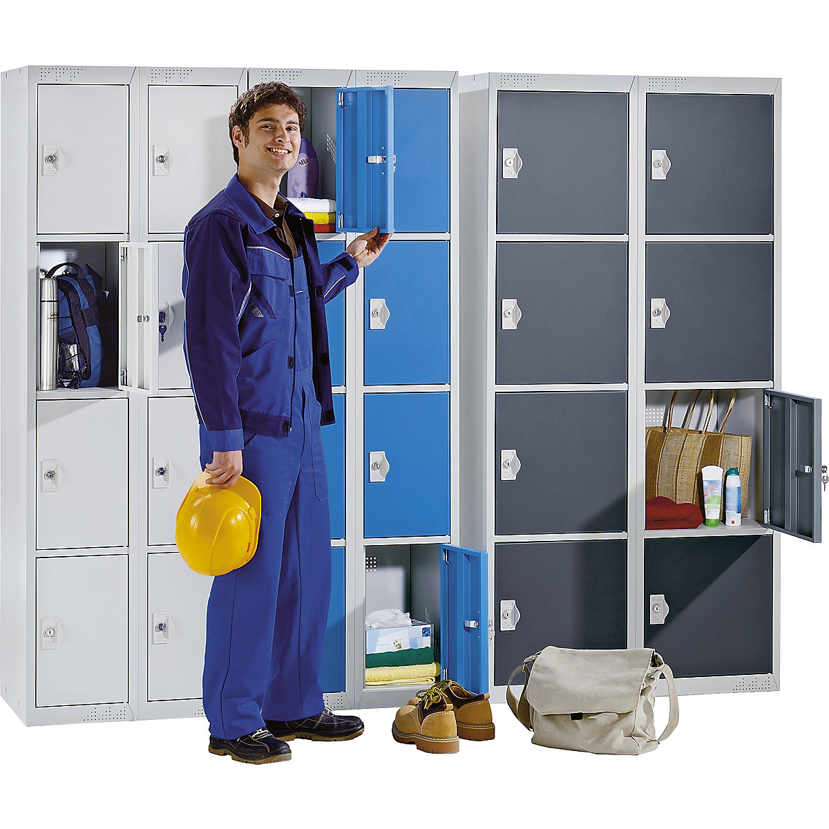 Armário de cacifos com 4 compartimentos Venlo – eurokraft basic (Imagem do produto 2)-1