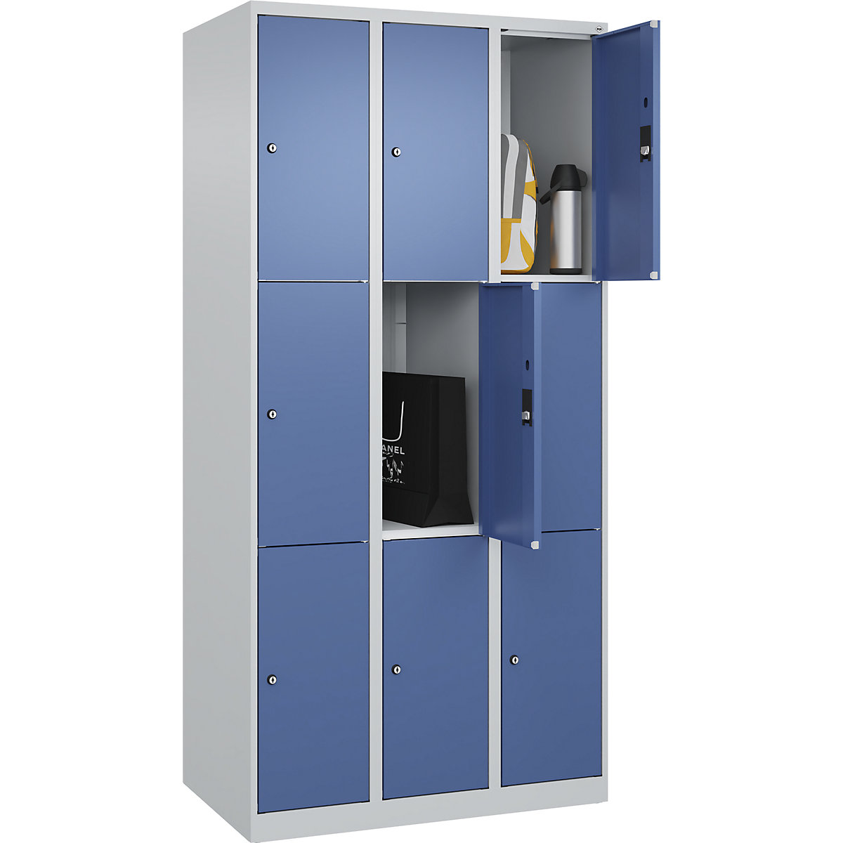 Armário de cacifos de 3 andares Classic PLUS – C+P, 3 compartimentos, cinzento claro/azul distante, L 900 mm, 9 compartimentos, com sapatas-0