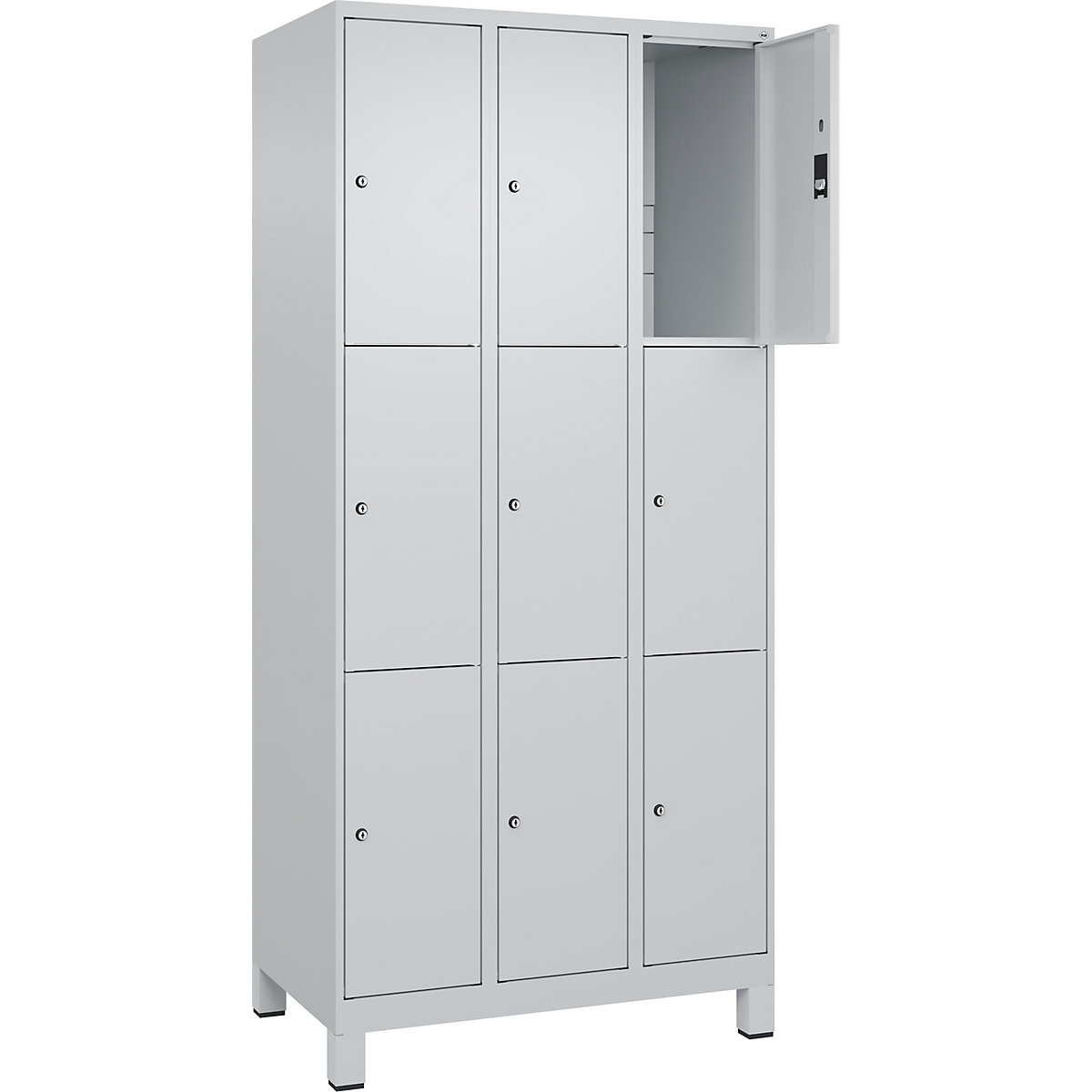 Armário de cacifos de 3 andares Classic PLUS – C+P, 3 compartimentos, cinzento claro, L 900 mm, 9 compartimentos, com pés-0