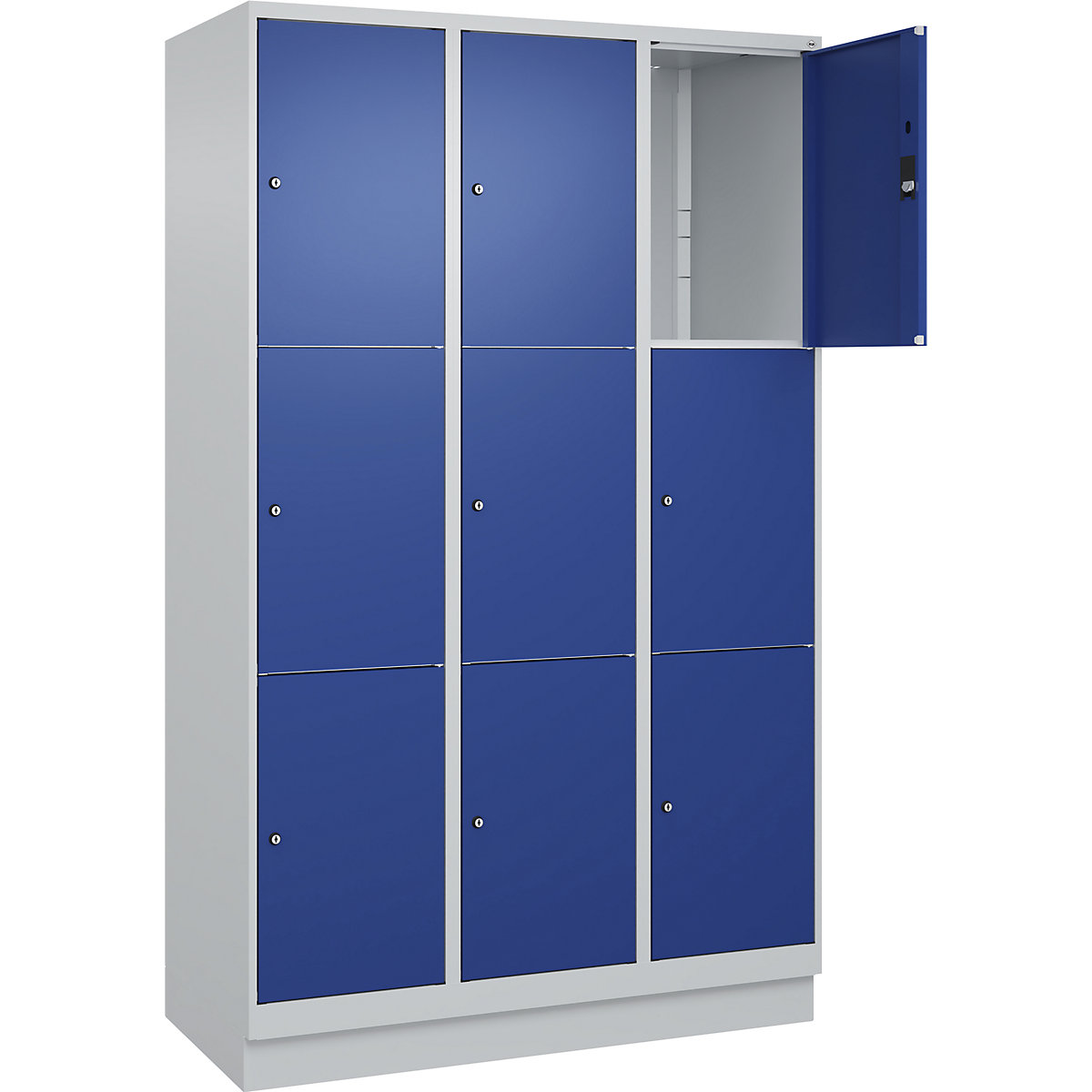 Armário de cacifos de 3 andares Classic PLUS – C+P, 3 compartimentos, cinzento claro/azul genciana, L 1200 mm, 9 compartimentos, com rodapé-0
