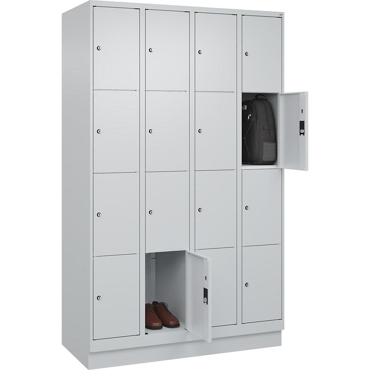 Armário de cacifos de 4 andares Classic PLUS – C+P, 4 compartimentos, cinzento claro, L 1200 mm, 16 compartimentos, com rodapé-0