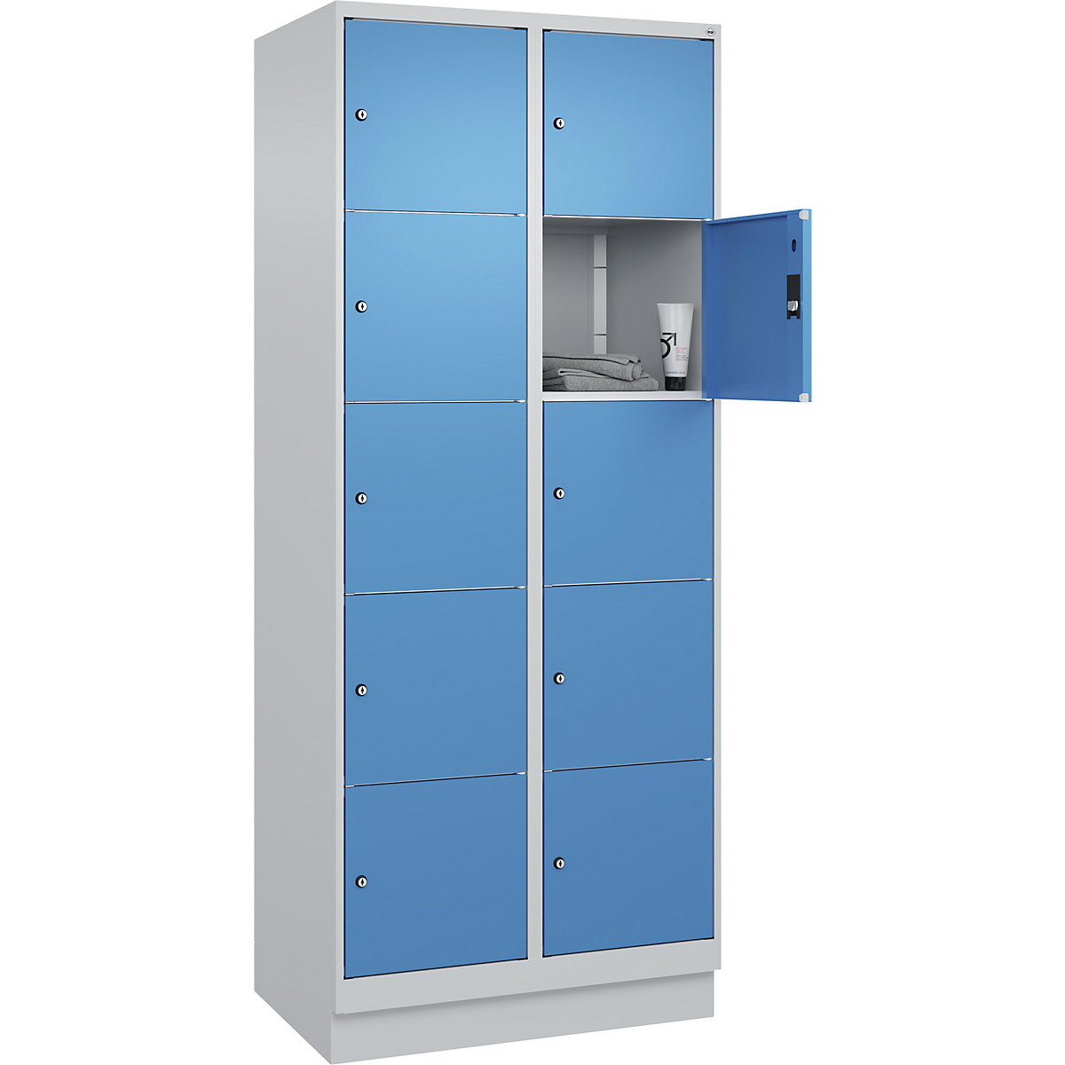 Armário de cacifos de 5 andares Classic PLUS – C+P, 2 compartimentos, cinzento claro/azul claro, L 800 mm, 10 compartimentos, com rodapé-0
