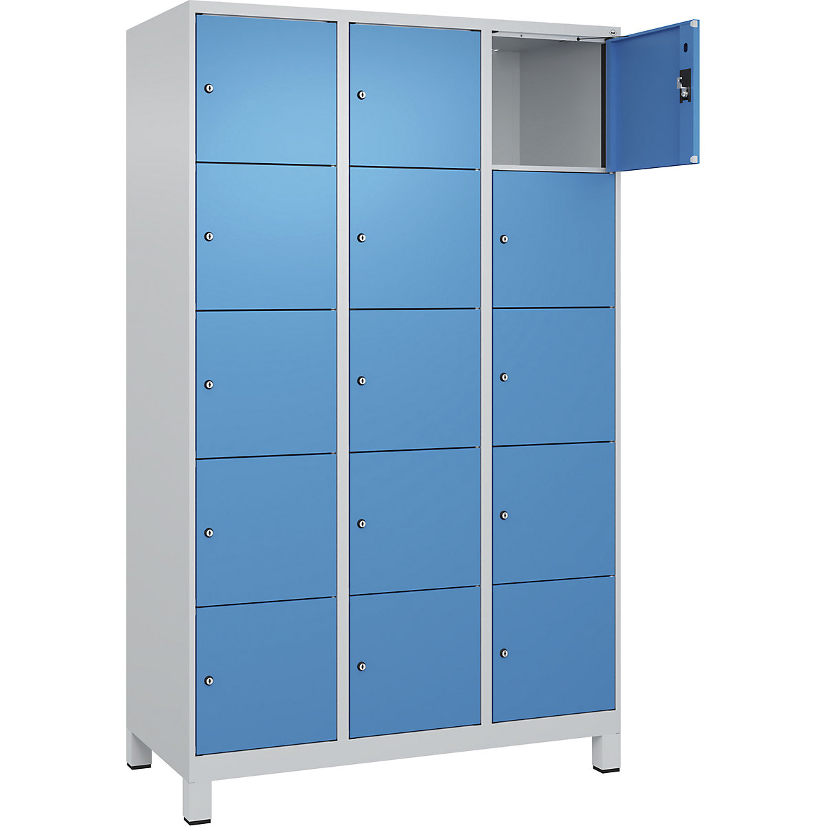Armário de cacifos de 5 andares Evolo PLUS, 3 compartimentos, cinzento claro/azul claro, L 1200 mm, 15 compartimentos, com pés largos, fechadura de cilindro-0