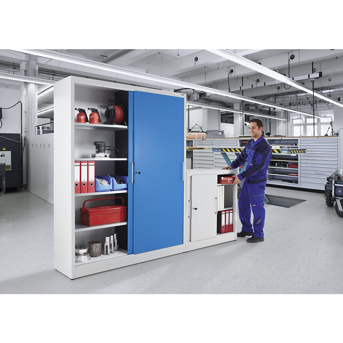 Armoire à portes coulissantes, hauteur 1000 mm – eurokraft pro (Illustration du produit 3)-2