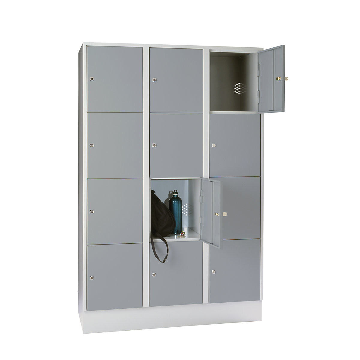 Armadietto a 4 scomparti München – Wolf, 3 scomparti, grigio chiaro / grigio argento, largh. 1200 mm, con zoccolino-0