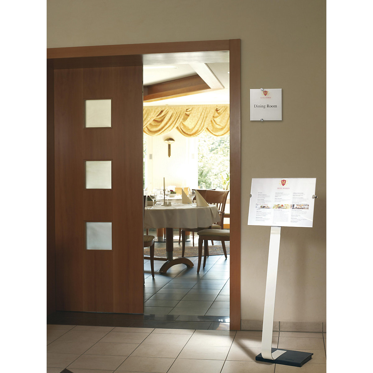 Espositore da pavimento CRYSTAL SIGN – DURABLE (Foto prodotto 3)-2