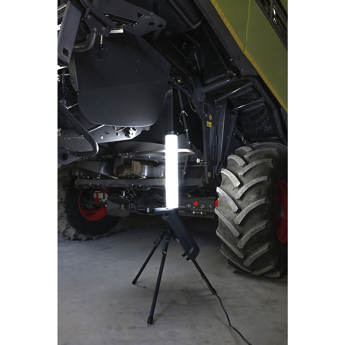 Lampada da lavoro a torre con LED WL7000AC Flex – Ansmann (Foto prodotto 4)-3
