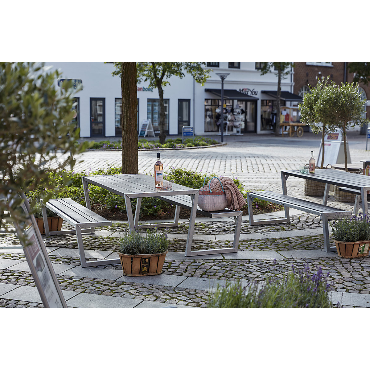 Set di tavolo e panche (Foto prodotto 3)-2