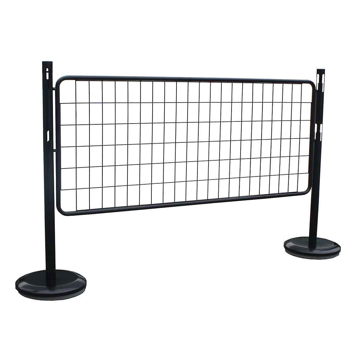 Barrier post set with mesh panel – VISO