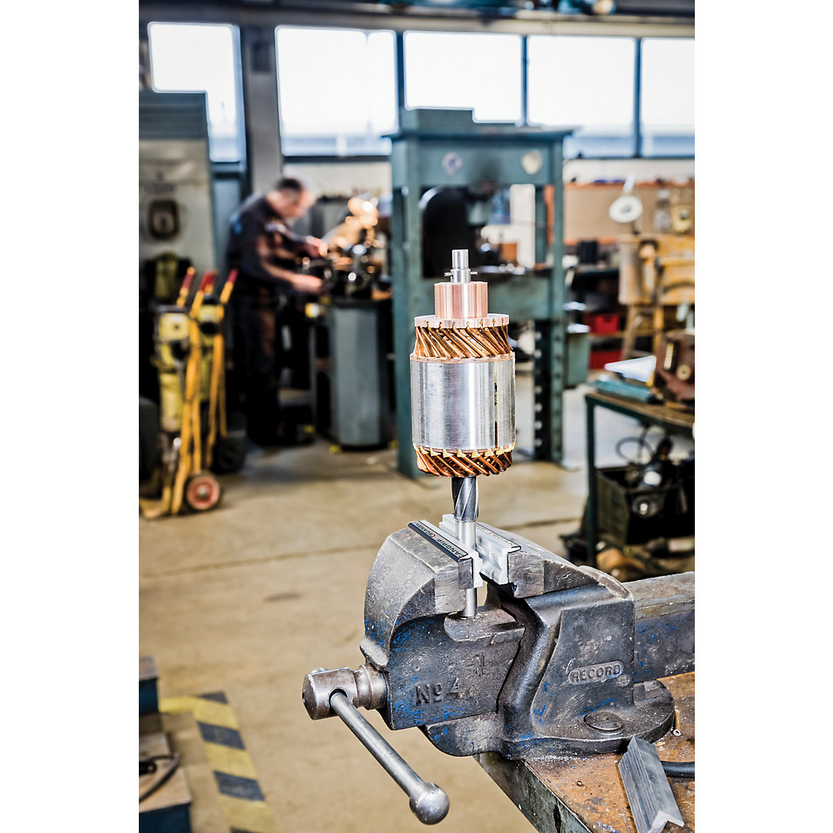 Prismatische bankschroefbekken met magneetstrip – SCANGRIP (Productafbeelding 3)-2