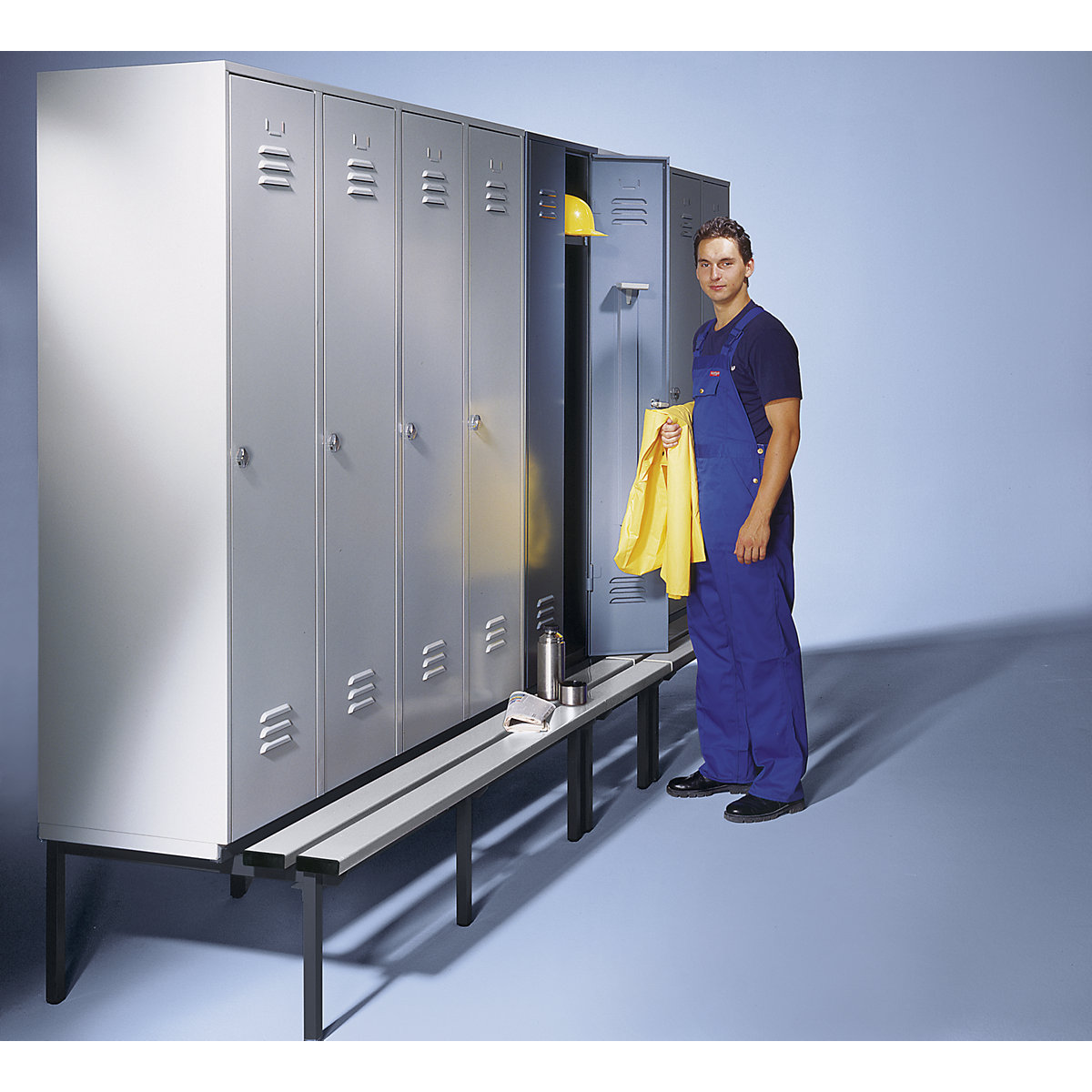 Lockerkast Berlin 2 met zitbank – Wolf (Productafbeelding 2)-1