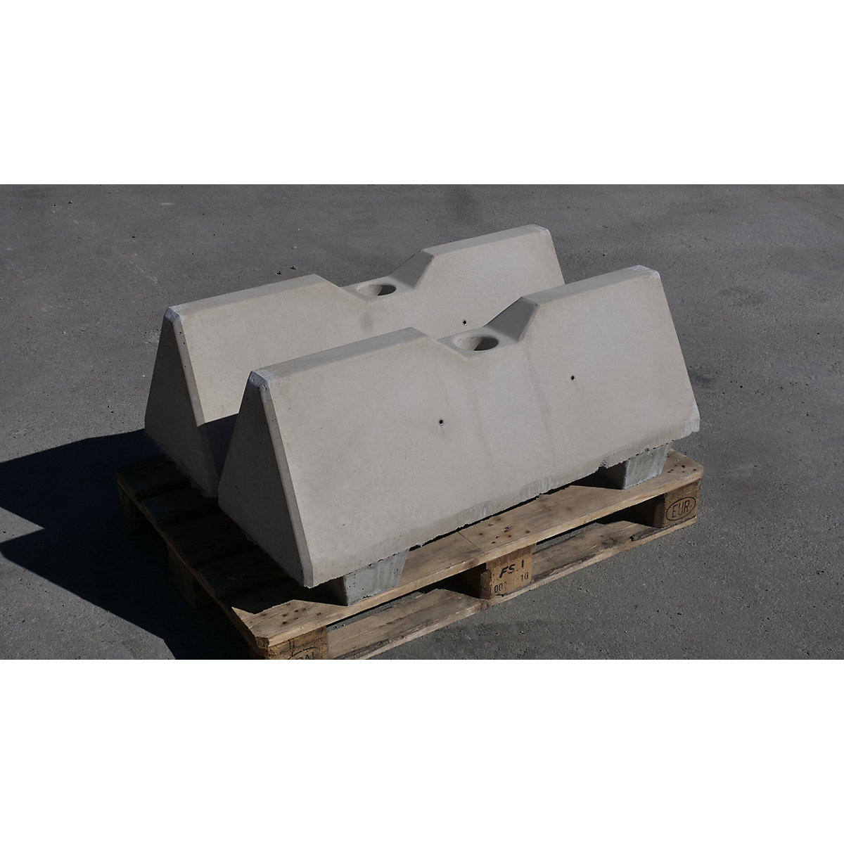 Beton-Absperrung, LxBxH 1090 x 390 x 465 mm (Produktabbildung 5)-4