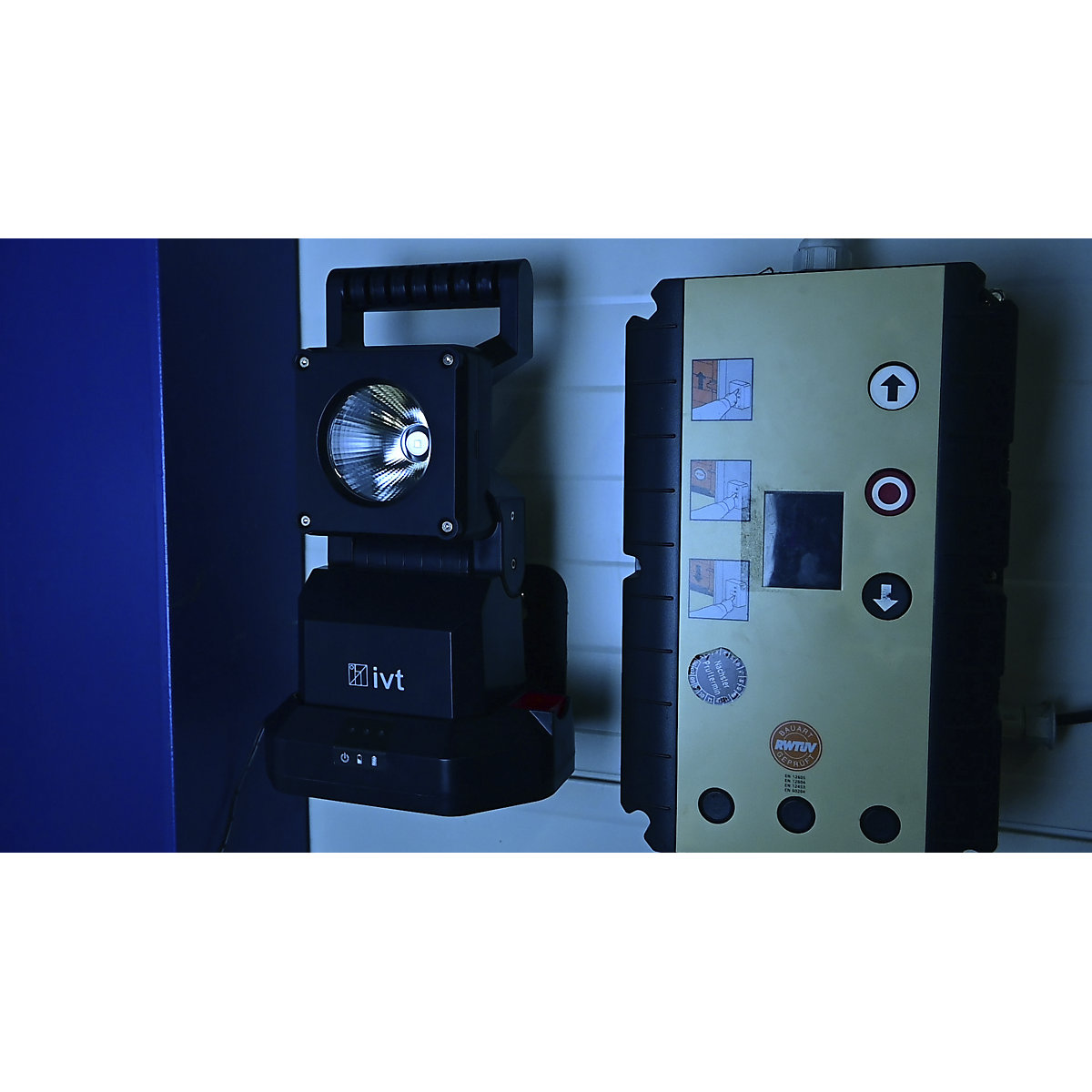 LED-Arbeitsleuchte PL-828 ivt (Produktabbildung 6)-5