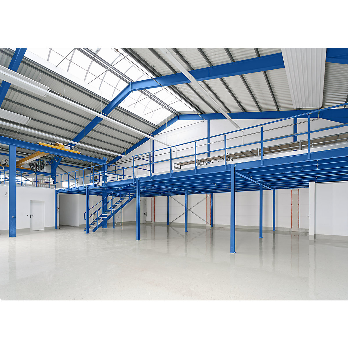 Mezzanine, rayonnage additionnel, charge max. 500 kg/m², entr'axe montants 5000 x 3000 mm-1