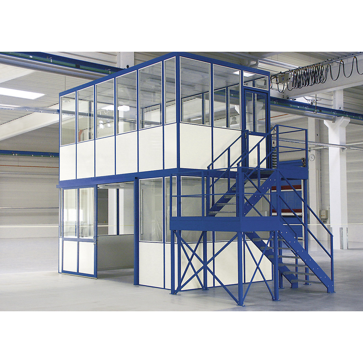 Clădire multifuncțională, panouri cu aspect de colțuri ascuțite (Imagine produs 2)-1