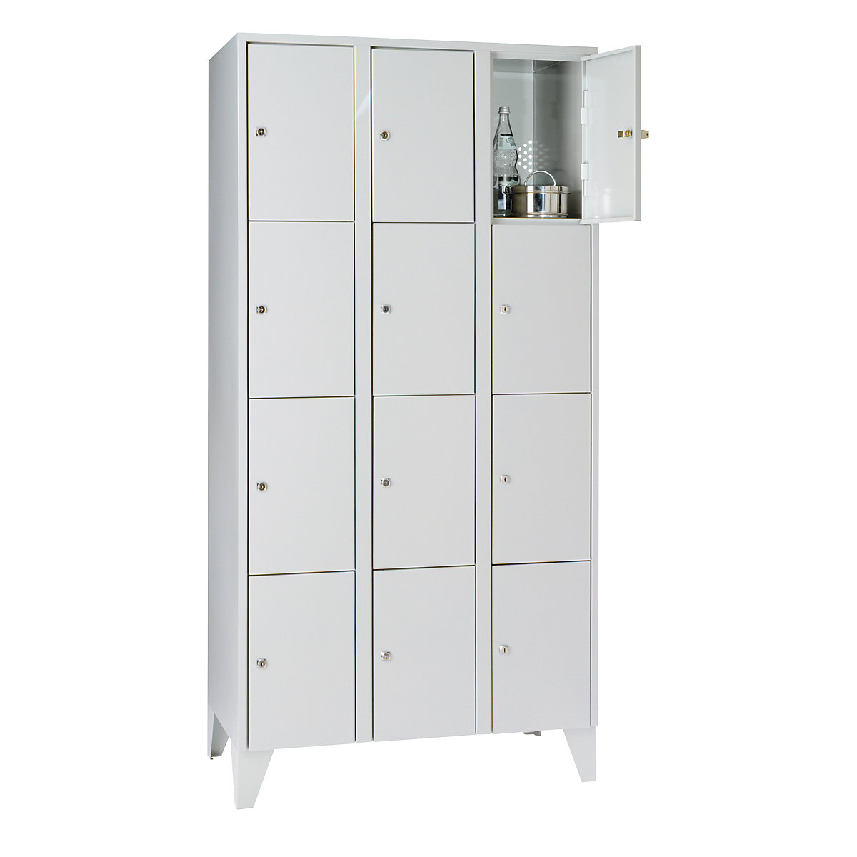 Dulap cu 4 compartimente cu încuietoare München – Wolf, 3 module, gri deschis, lăț. 900 mm, cu picioare-0