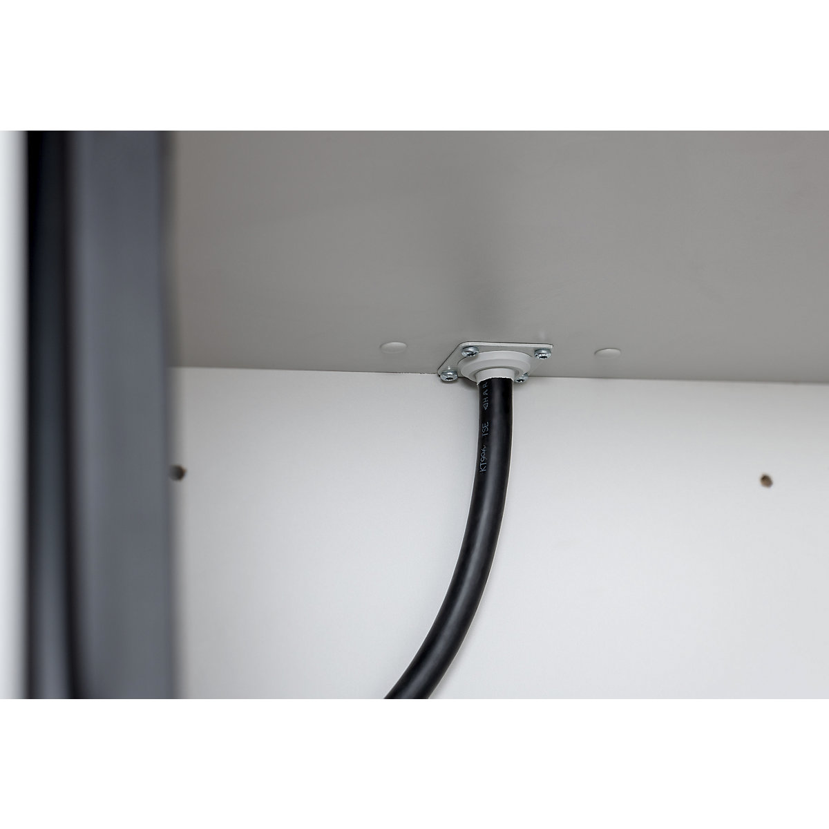 Conducción de cables – CEMO (Imagen del producto 2)-1