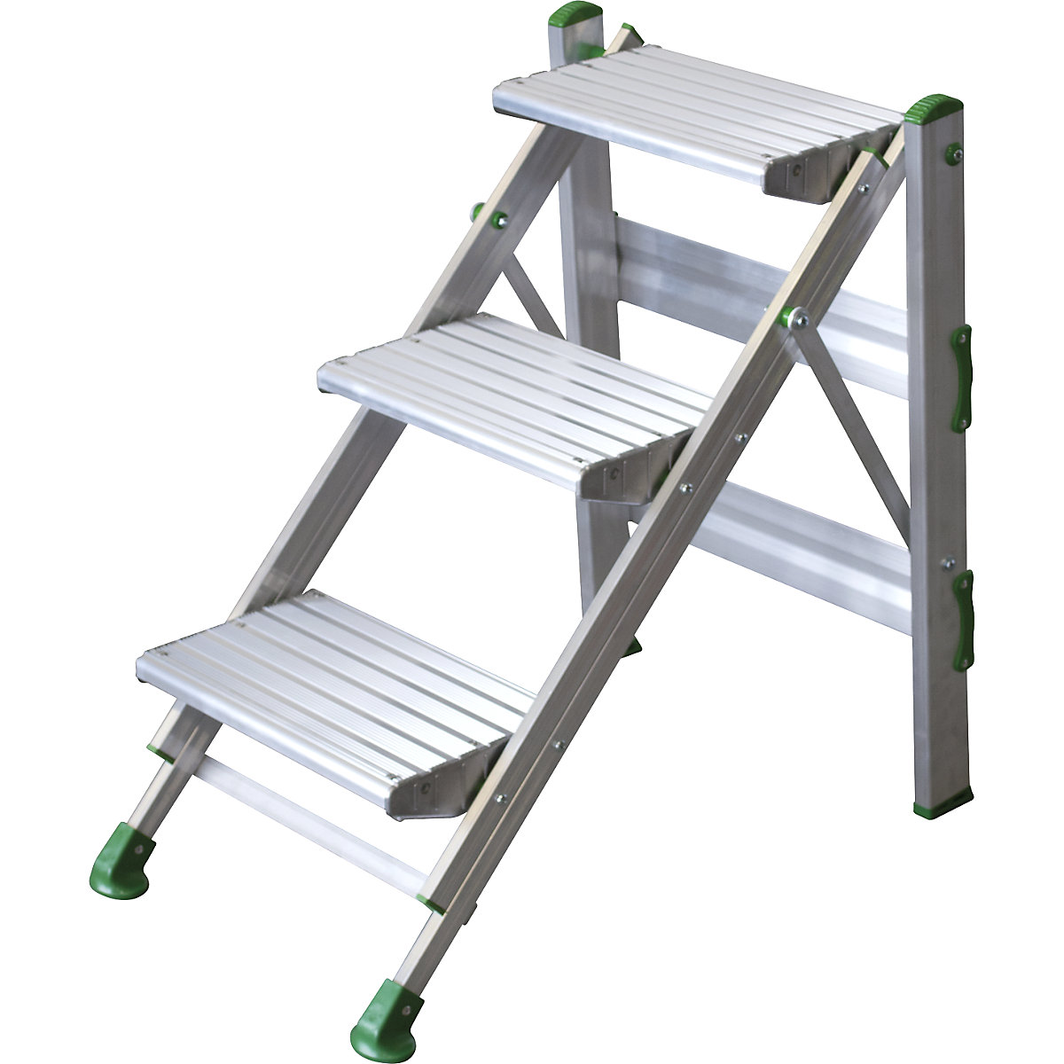Escalera plegable de metal ligero