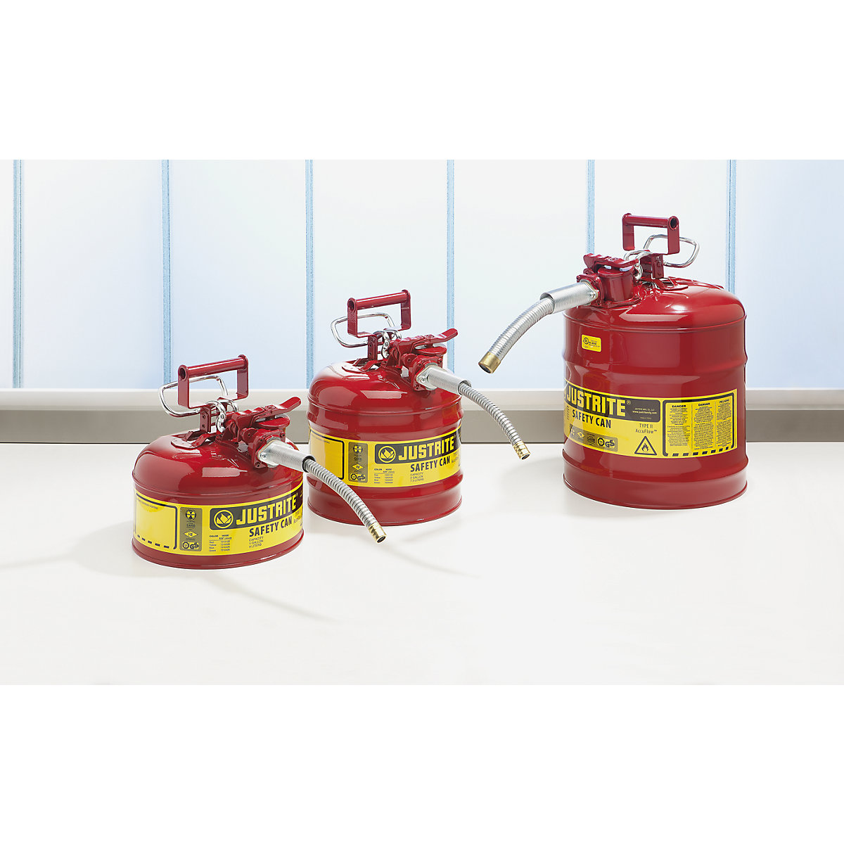 Safety container with flexible metal spout – Justrite (Product illustration 2)-1