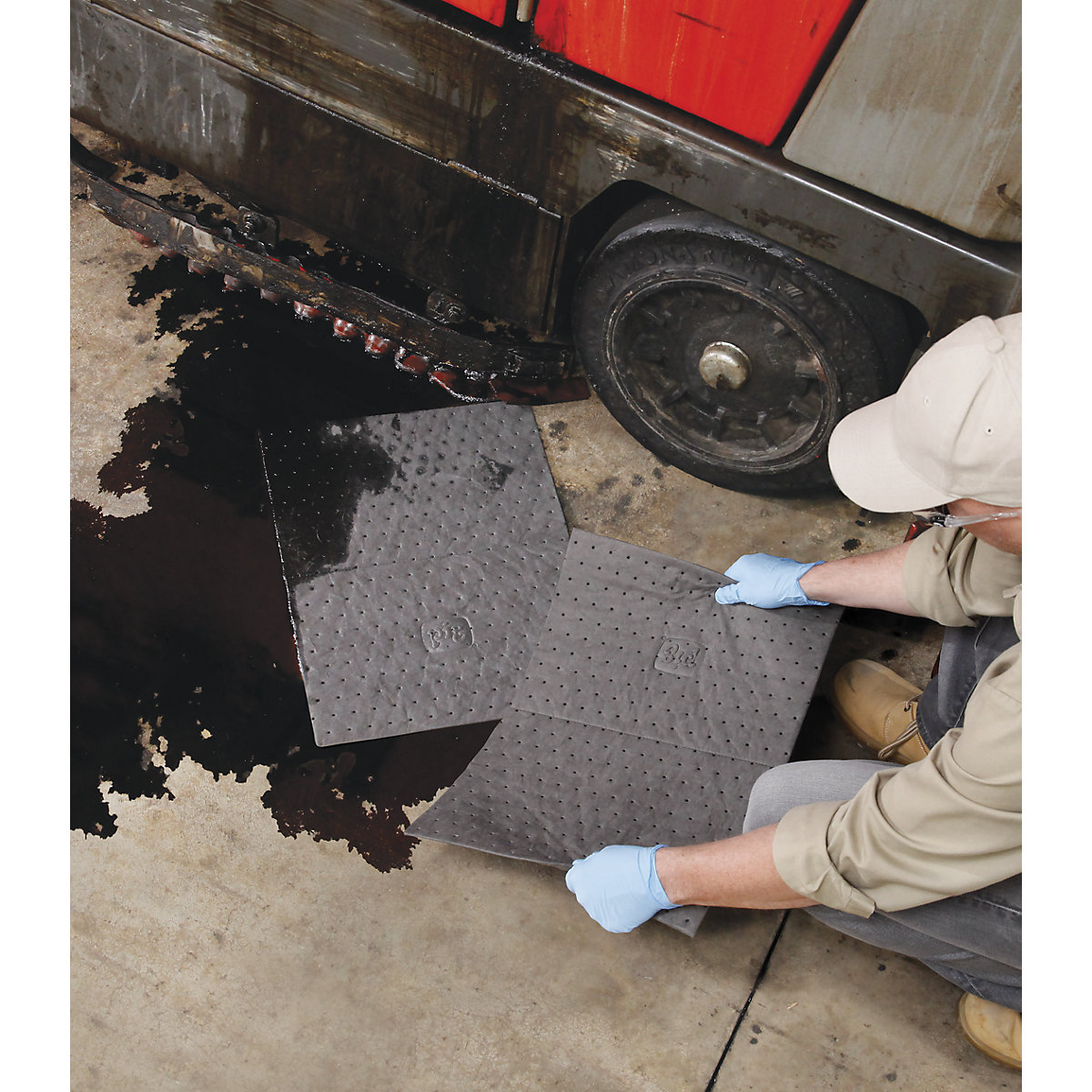 Universal absorbent sheeting – PIG (Product illustration 2)-1