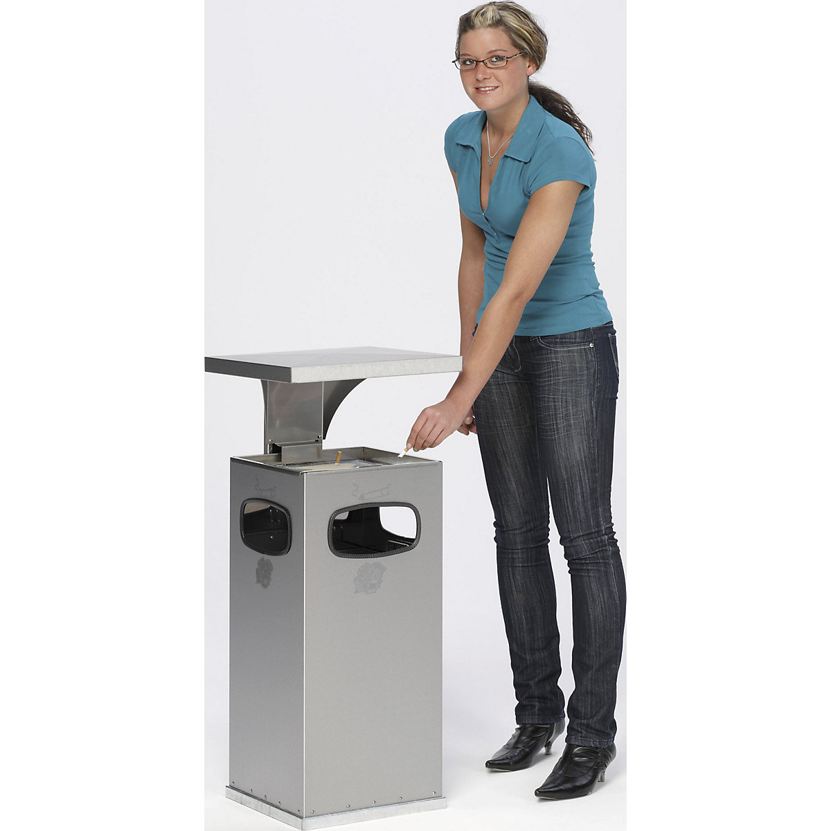 Waste collector with ashtray insert – VAR (Product illustration 2)-1