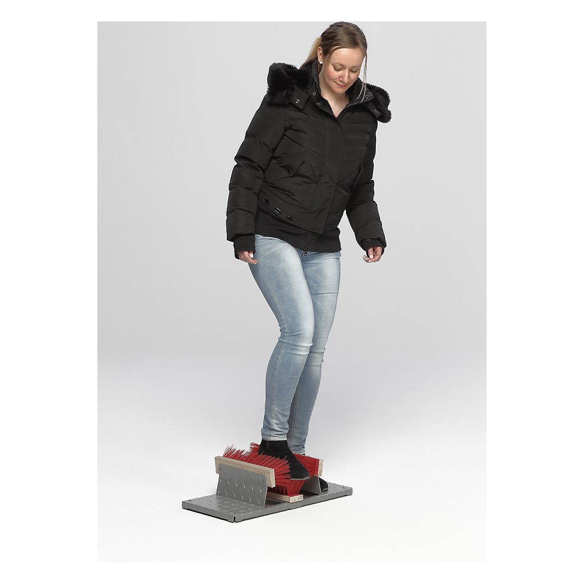 Nettoyeur de chaussures – VAR (Illustration du produit 2)-1