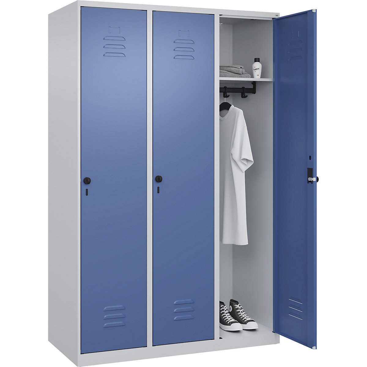 Vestiaire Classic PLUS – C+P, 3 compartiments, gris clair / bleu distant, l 1200 mm, avec patins, loqueteau-90