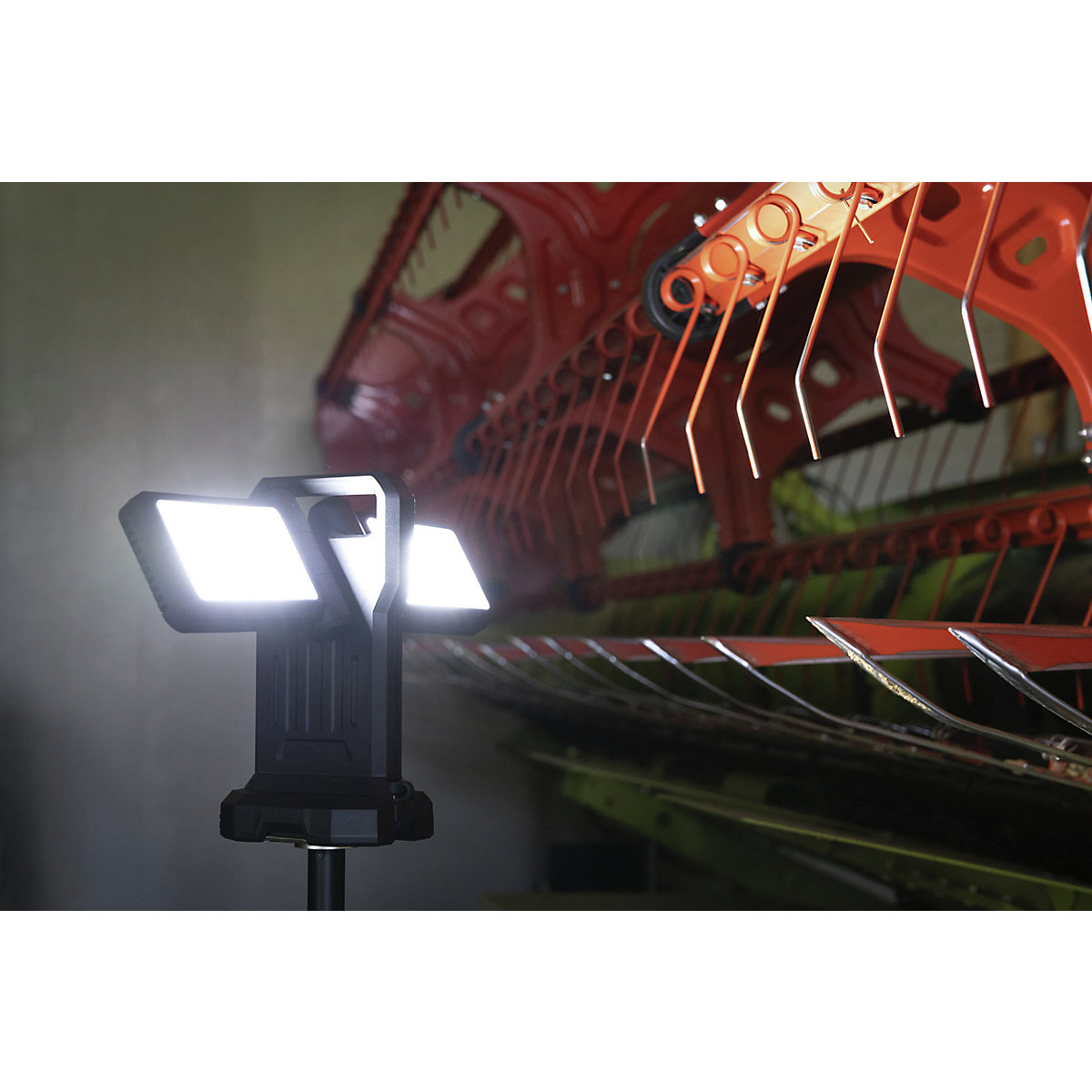 Projecteur à diodes LED et accumulateur WL11500R (Illustration du produit 5)-4