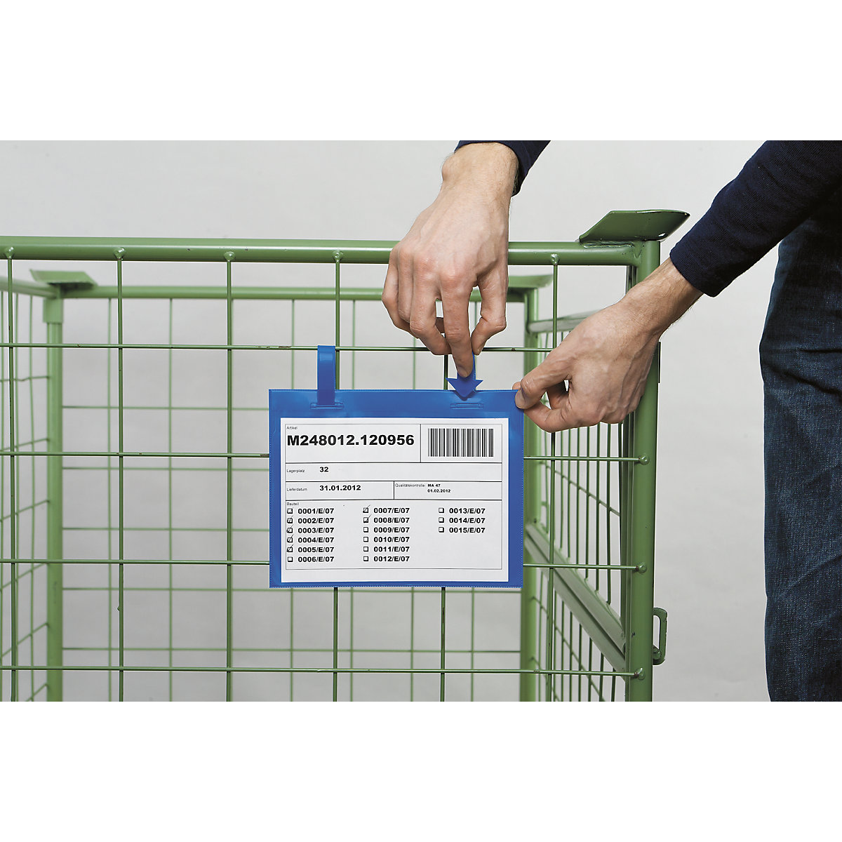 Porte-documents avec languettes de fixation (Illustration du produit 3)-2