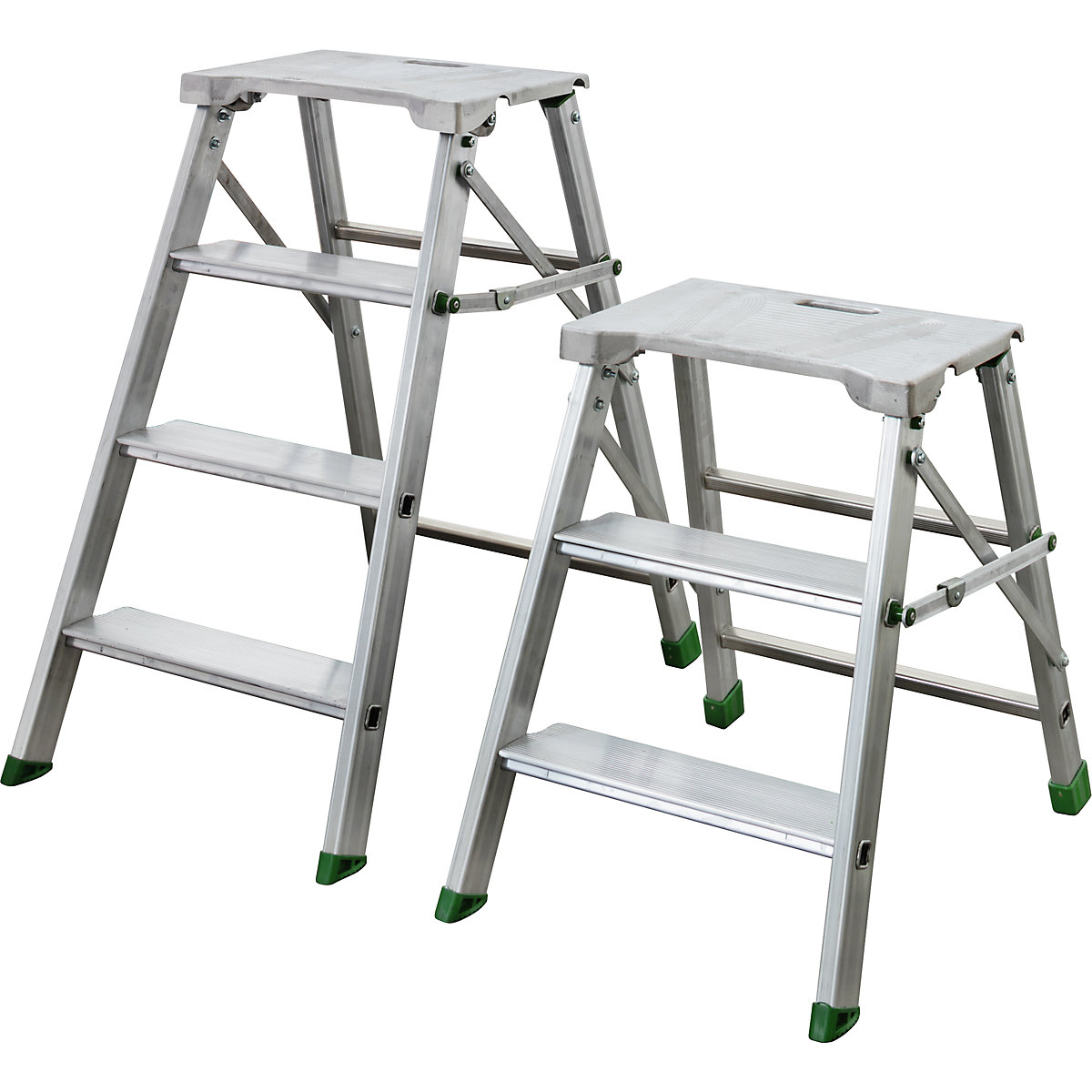 Escalerilla plegable de aluminio (Imagen del producto 2)-1