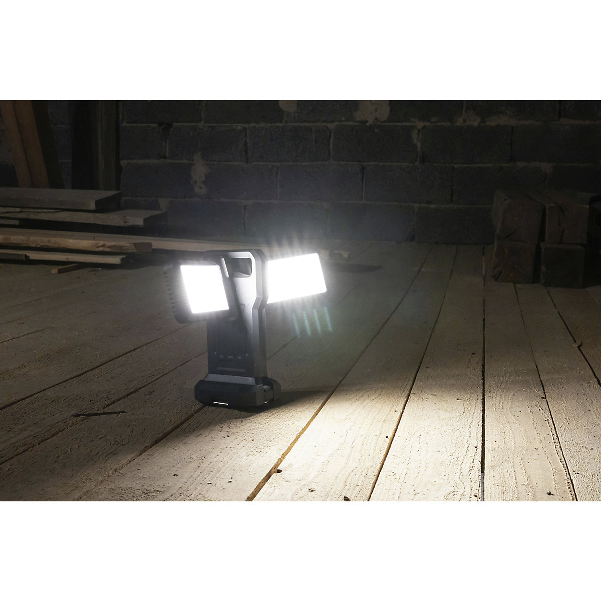 Akumulatorowy reflektor roboczy LED WL11500R (Zdjęcie produktu 7)-6