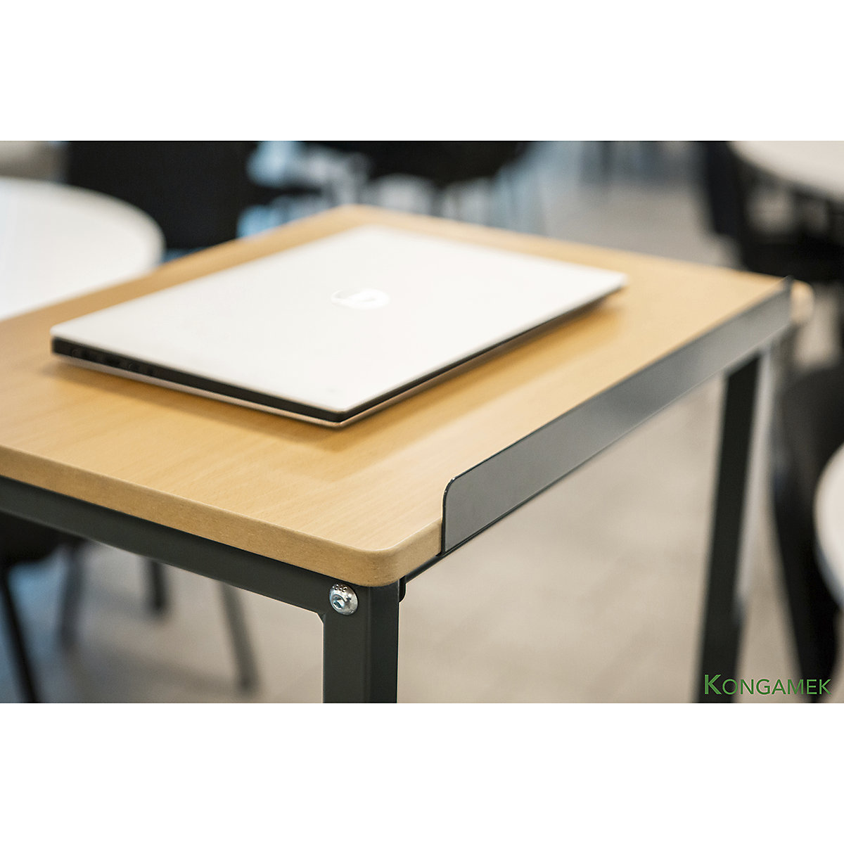 Kongamek Height Adjustable Roll Tables (Product illustration 5)-4