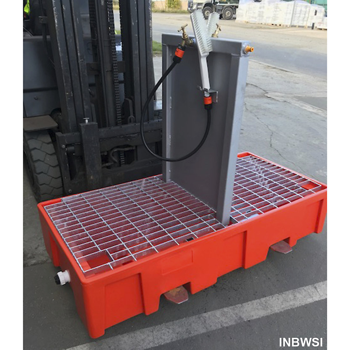 Boot Wash Station (Product illustration 3)-2