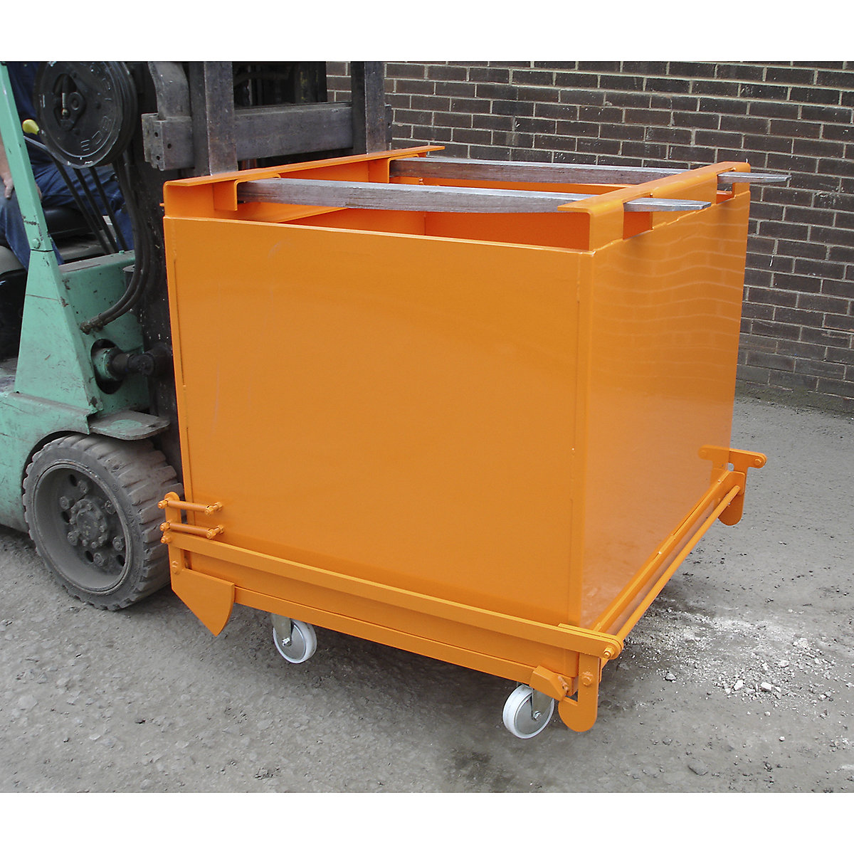 Bottom Empty Skip, Bottom Empty Skip, Bottom Empty Skip | 550kg Capacity | 0.8m-0
