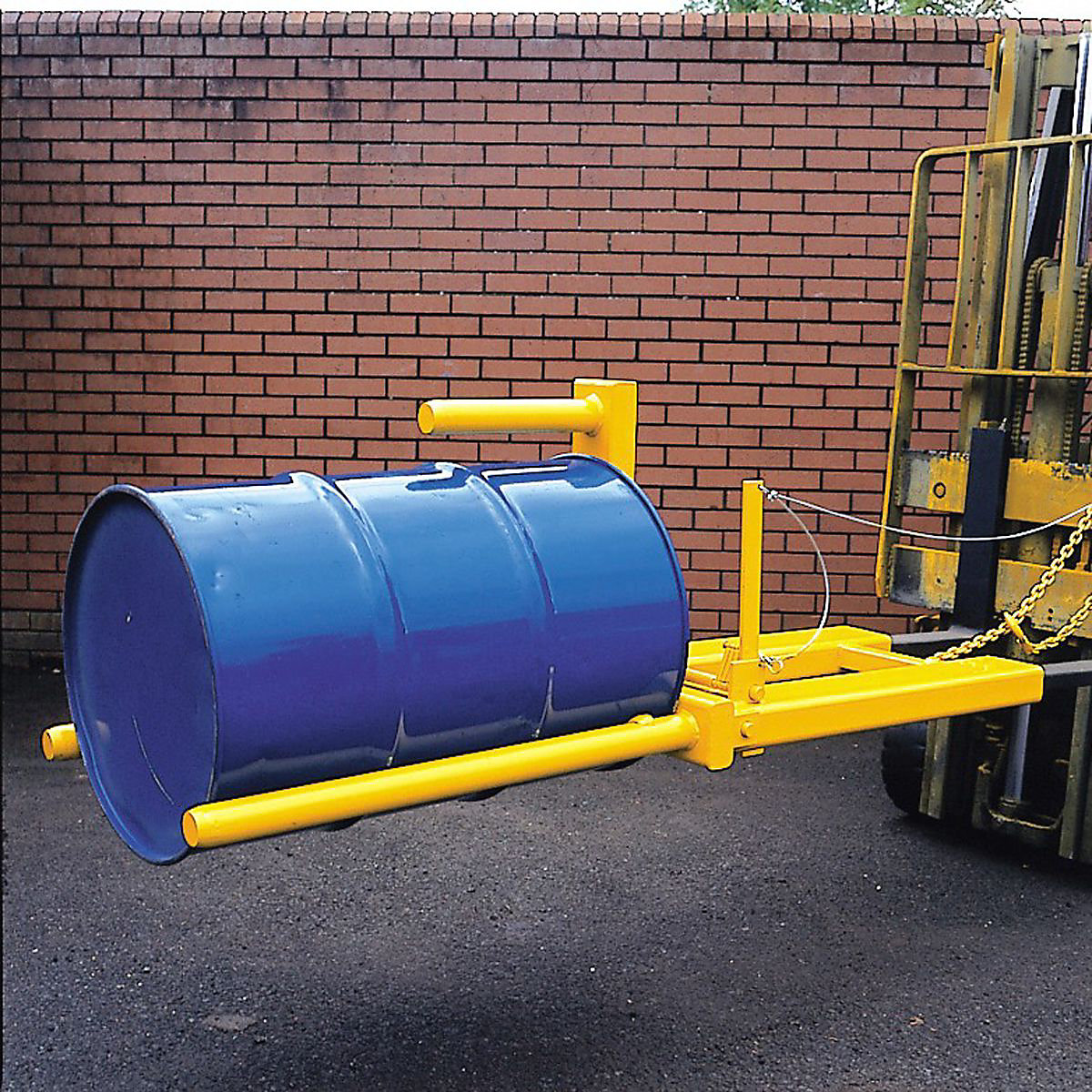 Forklift Drum Handler (Product illustration 2)-1