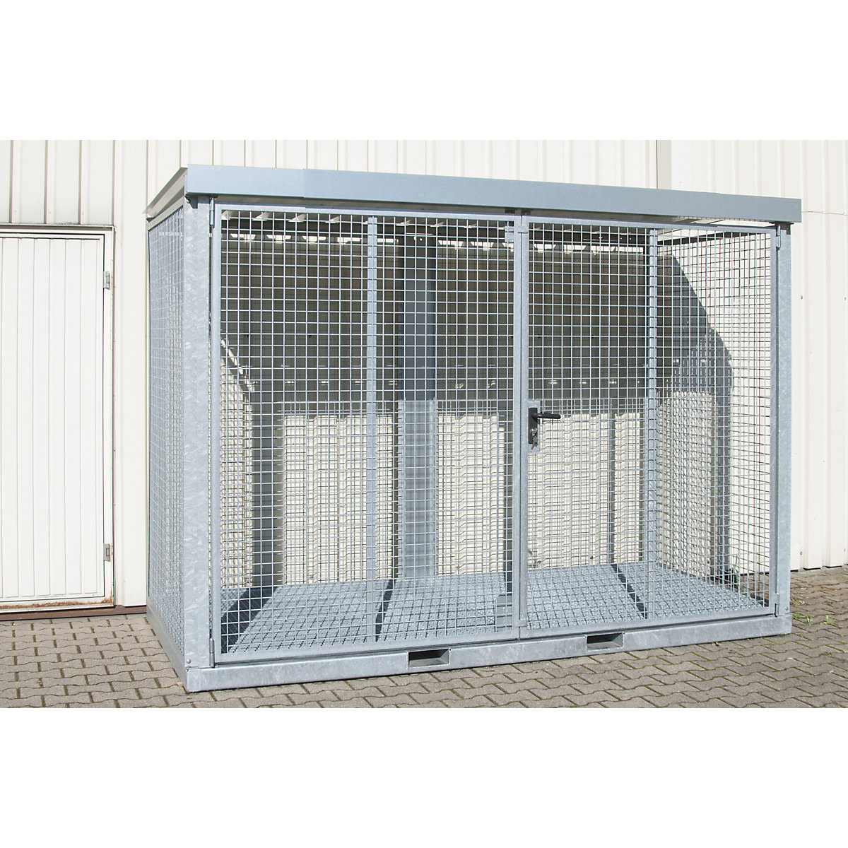 Assembled mesh gas cylinder cages – eurokraft pro