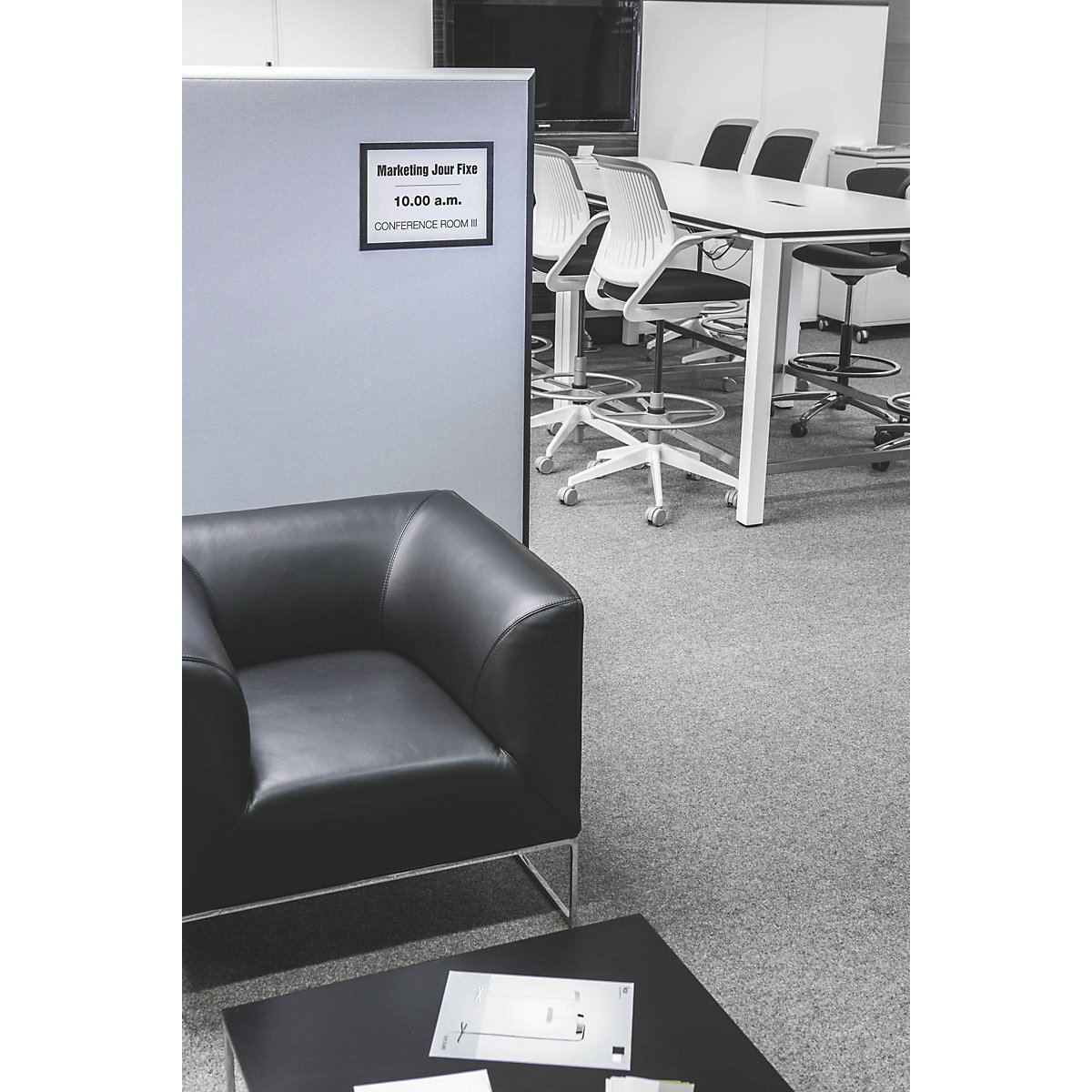 DURAFRAME® GRIP A4 fóliakeret tépőzáras szalagokkal – DURABLE (Termék képe 4)-3