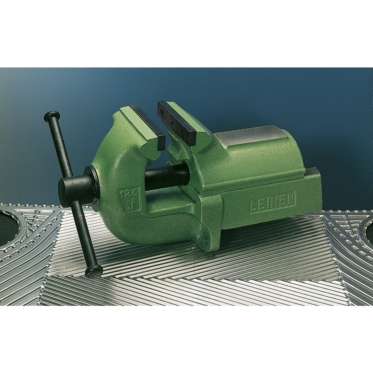 LEINEN JUNIOR párhuzamsatu, szürkeöntvény, zöld, pofaszélesség 125 mm